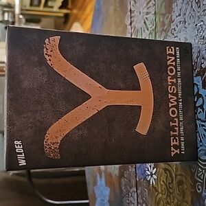 Brand new YELLOWSTONE party game